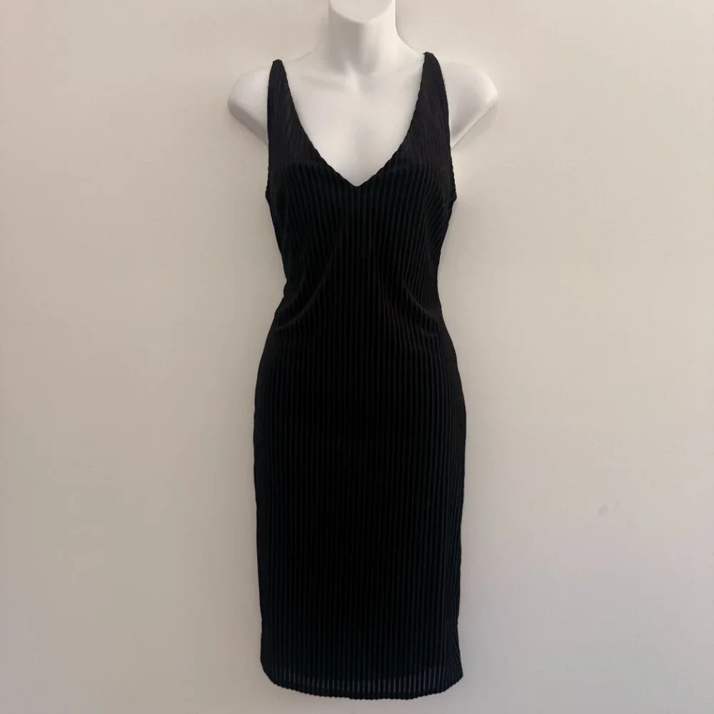 Forever 21 Black Ribbed Velvet Deep V Midi Dress | L - Picture 4 of 12